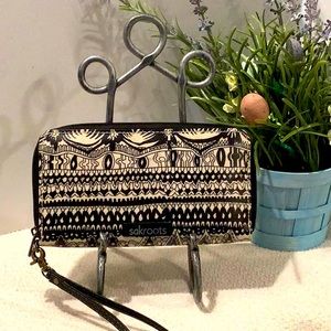 Sakroots Zip Around Wristlet Wallet